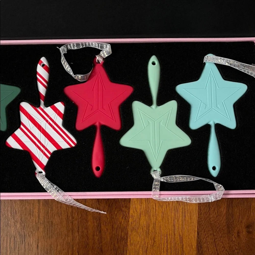 Jeffree Star Star-Shaped Soft Touch Mirror Ornaments!